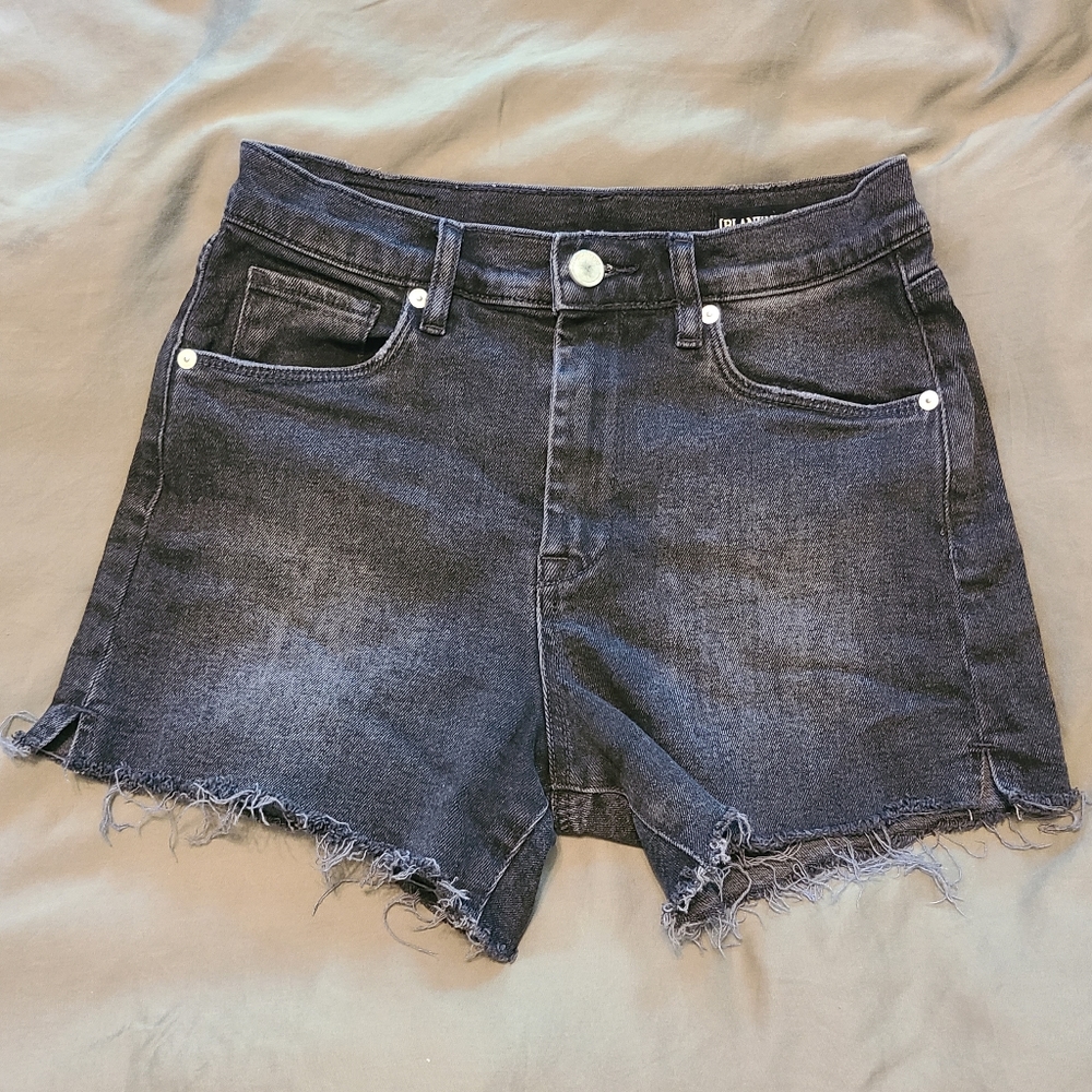 Blank NYC in Before And After | High Waist Black Jean Shorts